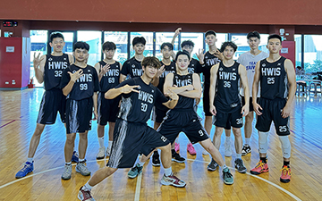 HWIS 友誼賽勝出，團結制勝！