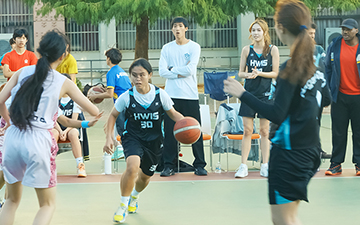 HWIS 主場迎戰 AST